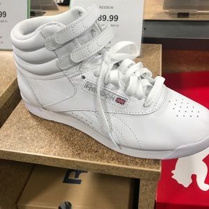 Meet your Posher, Candace